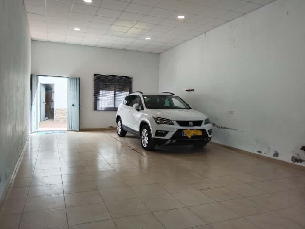 Aparcament de Local en venda en Los Palacios y Villafranca