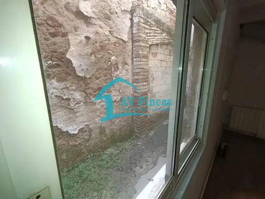 Außenansicht von Wohnung zum Verkauf in Pallejà