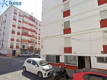 Pis amb balcó en venda a El Carmen - Cardeñas