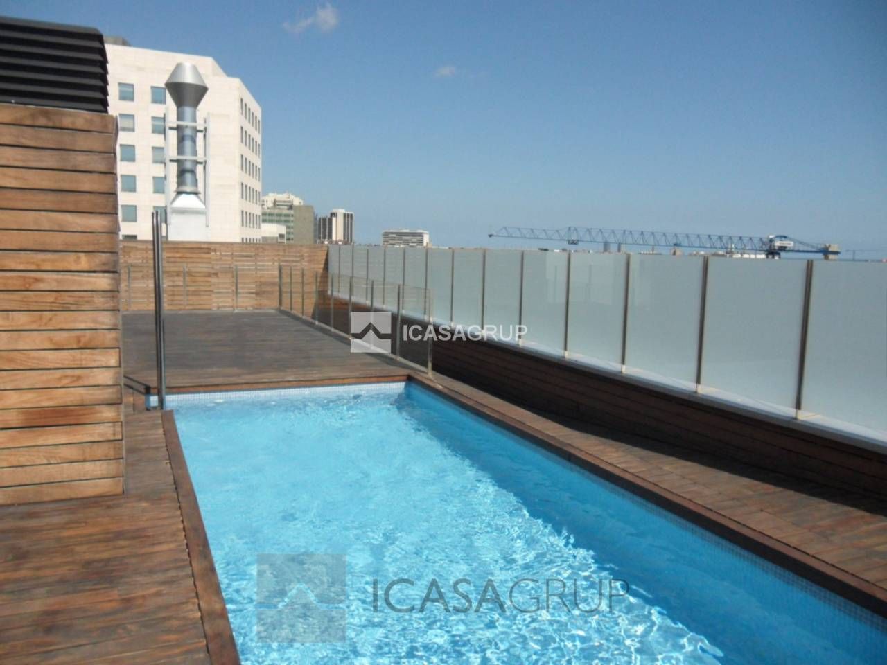 Piscina de Piso en venta en  Barcelona Capital con Aire acondicionado, Calefacción y Parquet