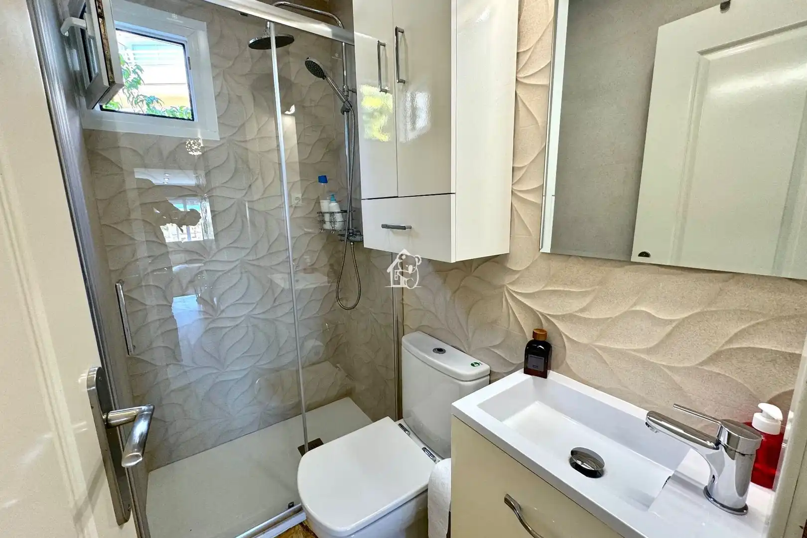 Baño de Casa adosada de alquiler en Orihuela con Aire acondicionado, Terraza y Piscina