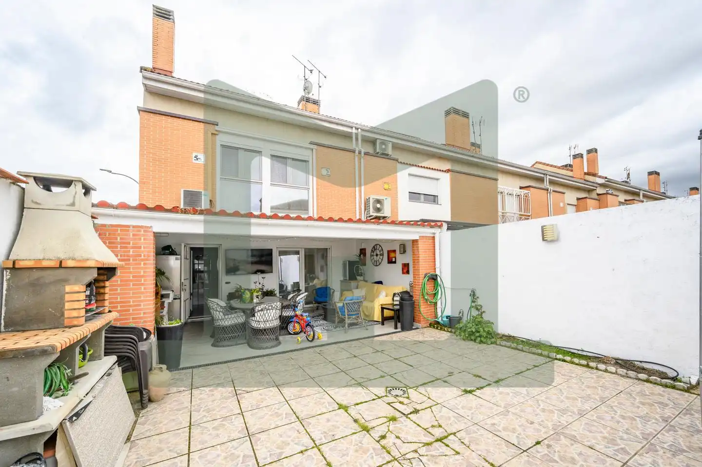Exterior view of Detached homes for sale in Parla  with Air Conditioner, Heating and Private garden