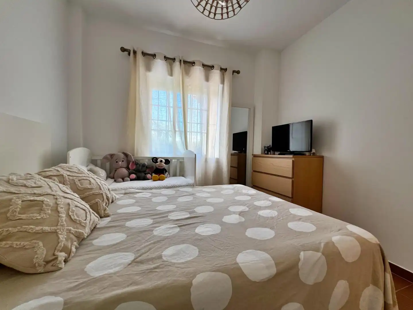 Dormitori de Apartament en venda en Ayamonte amb Jardí privat, Terrassa i Piscina comunitària