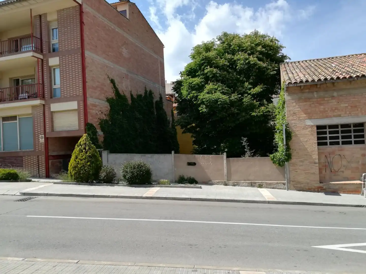 Terreny residencial en venda a Centelles - Avinguda Escoles