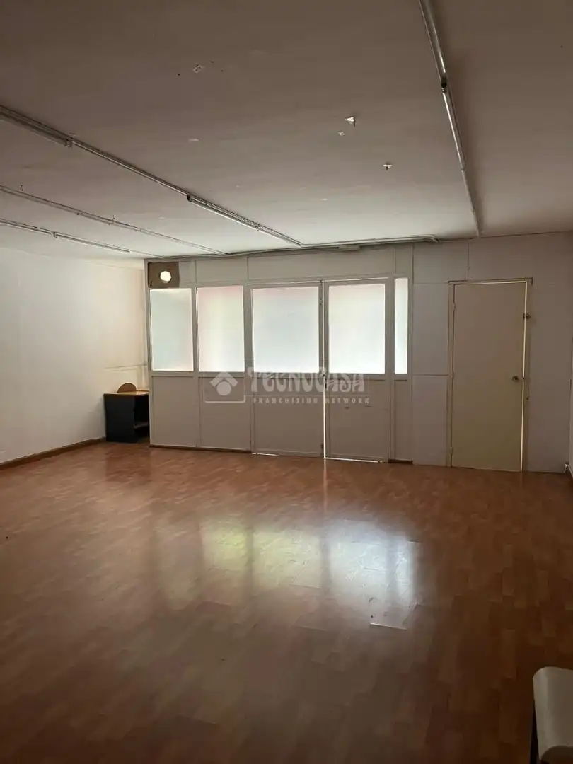 Local commercial à vendre à Centre - Eixample – Can Llobet, imagen 2