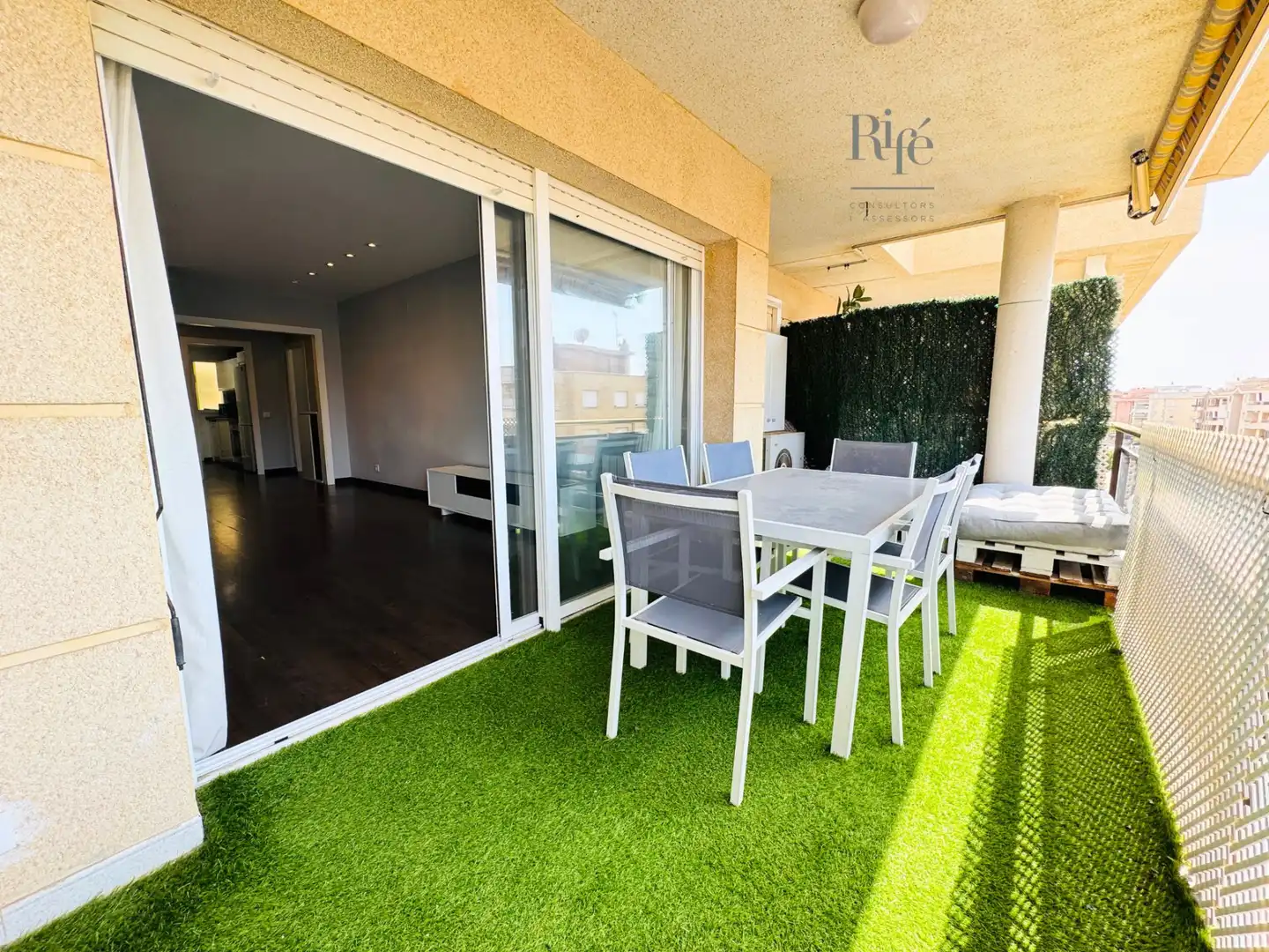 Piso con terraza en venta en Avinguda de la Cossetània, imagen 2