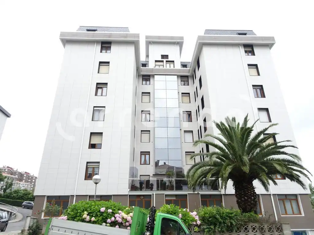 Exterior view of Flat for rent in Santander  with Heating and Furnished
