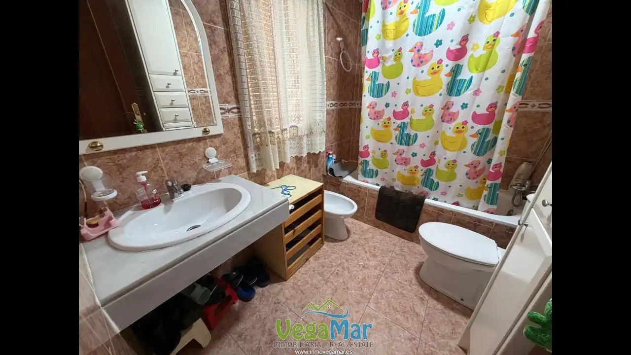 Bathroom of Flat for rent in Almuñécar  with Terrace