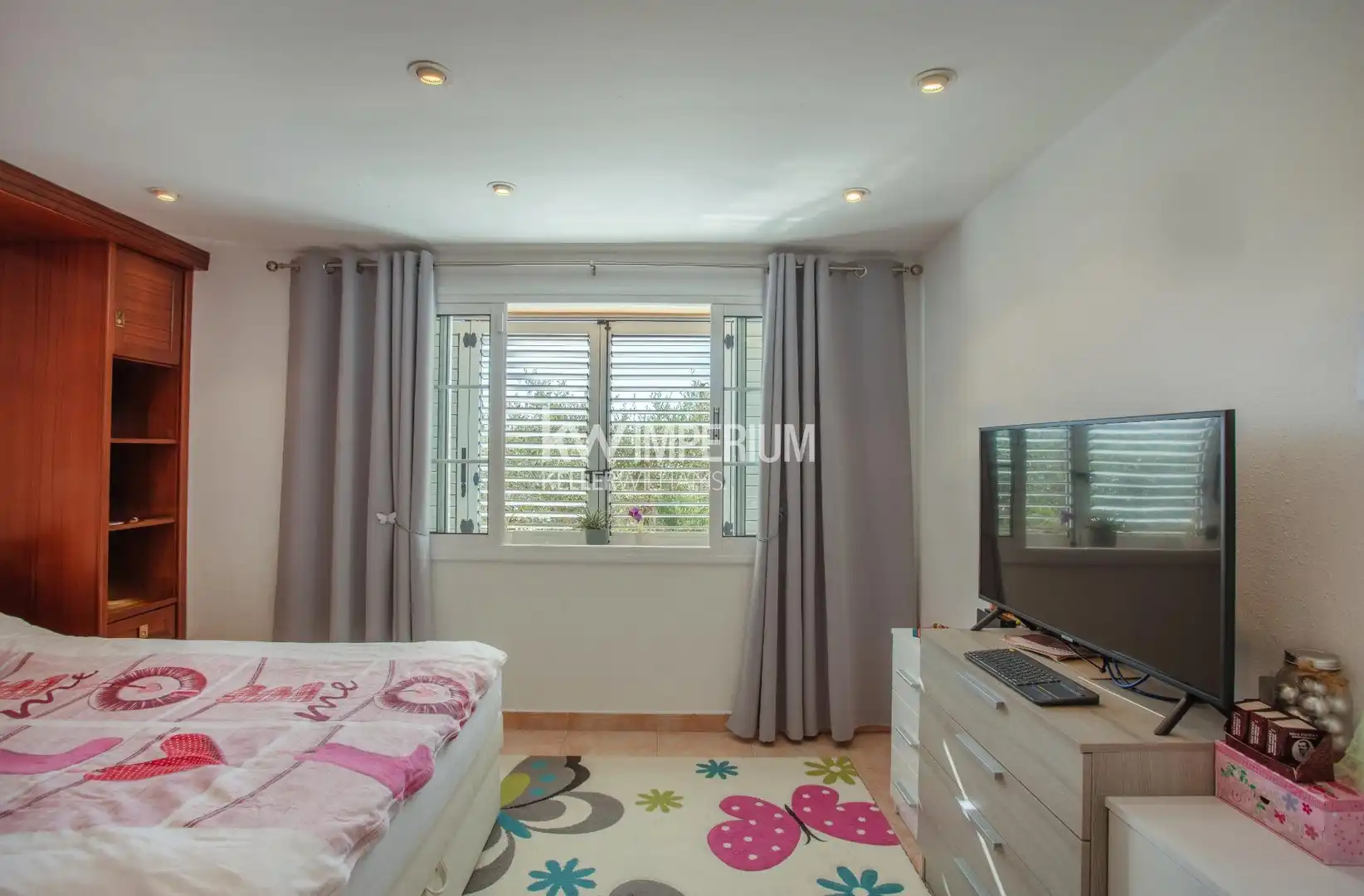Habitación de Piso de alquiler en Tarragona con Jardín privado, Terraza y Amueblado
