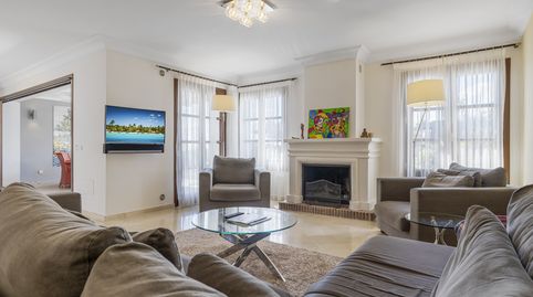 Foto 4 von Einfamilien-Reihenhaus zum Verkauf in La Quinta, Benahavís