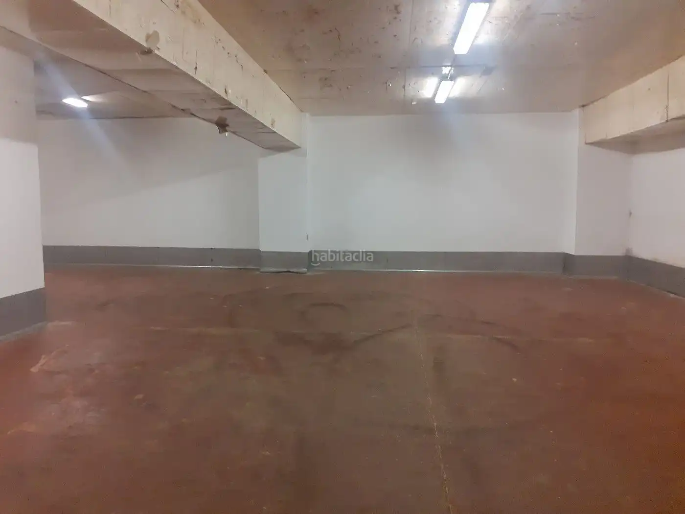 Nau industrial en venda en Sabadell
