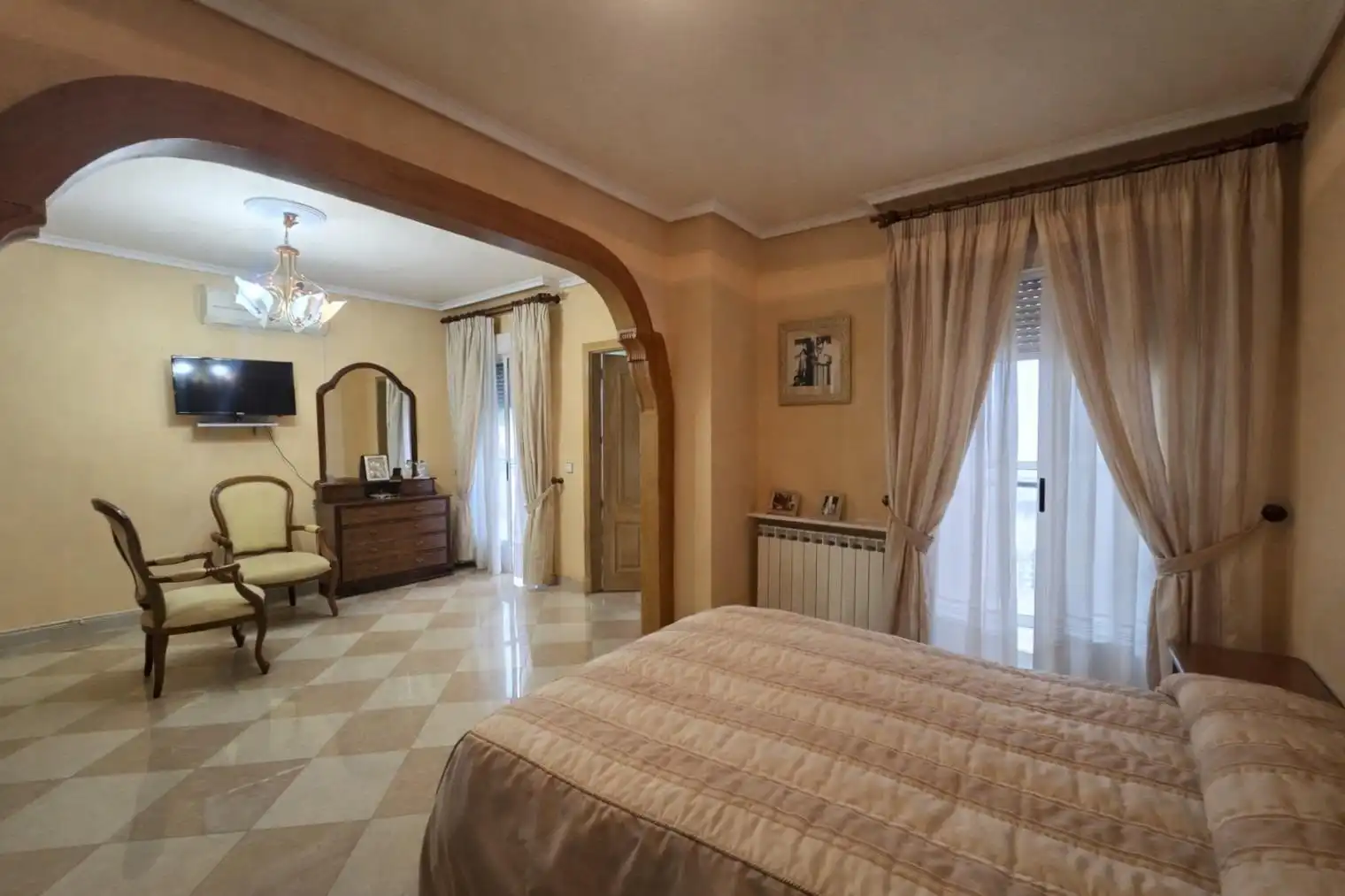 Bedroom of Houses for sale in Plasencia  with Air Conditioner, Terrace and Storage room