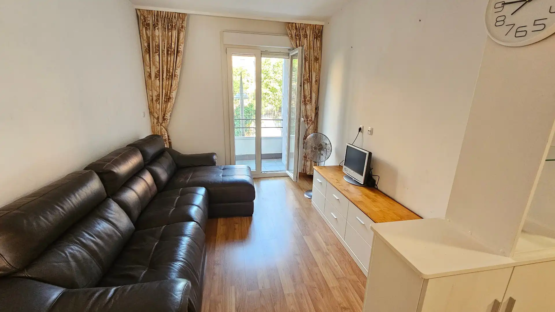 Sala d'estar de Pis en venda en Vitoria - Gasteiz amb Parquet, Terrassa i Traster