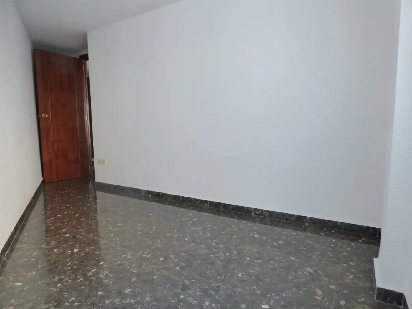 Piso de alquiler en Valencia con Aire acondicionado, Calefacción y Balcón