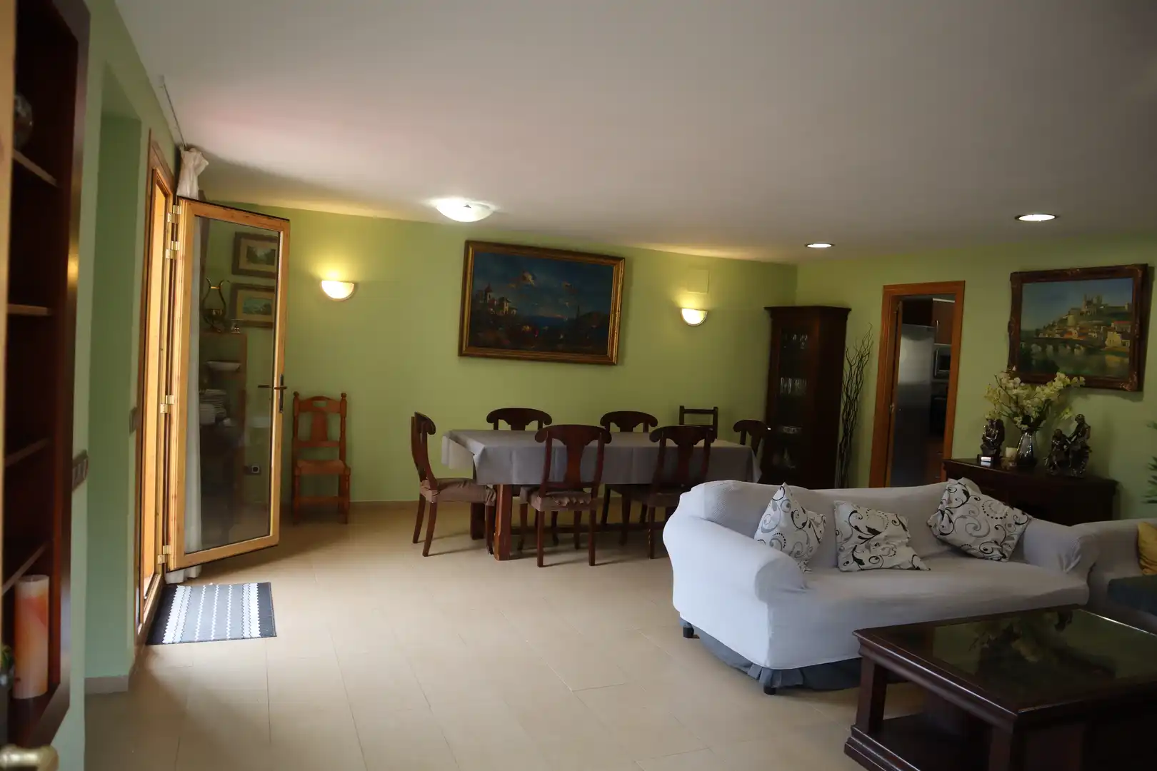 Esszimmer von Einfamilien-Reihenhaus zum Verkauf in Tossa de Mar mit Klimaanlage, Privatgarten und Terrasse