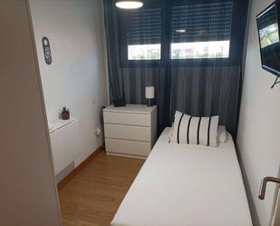 Bedroom of Flat to share in  Madrid Capital  with Air Conditioner and Terrace