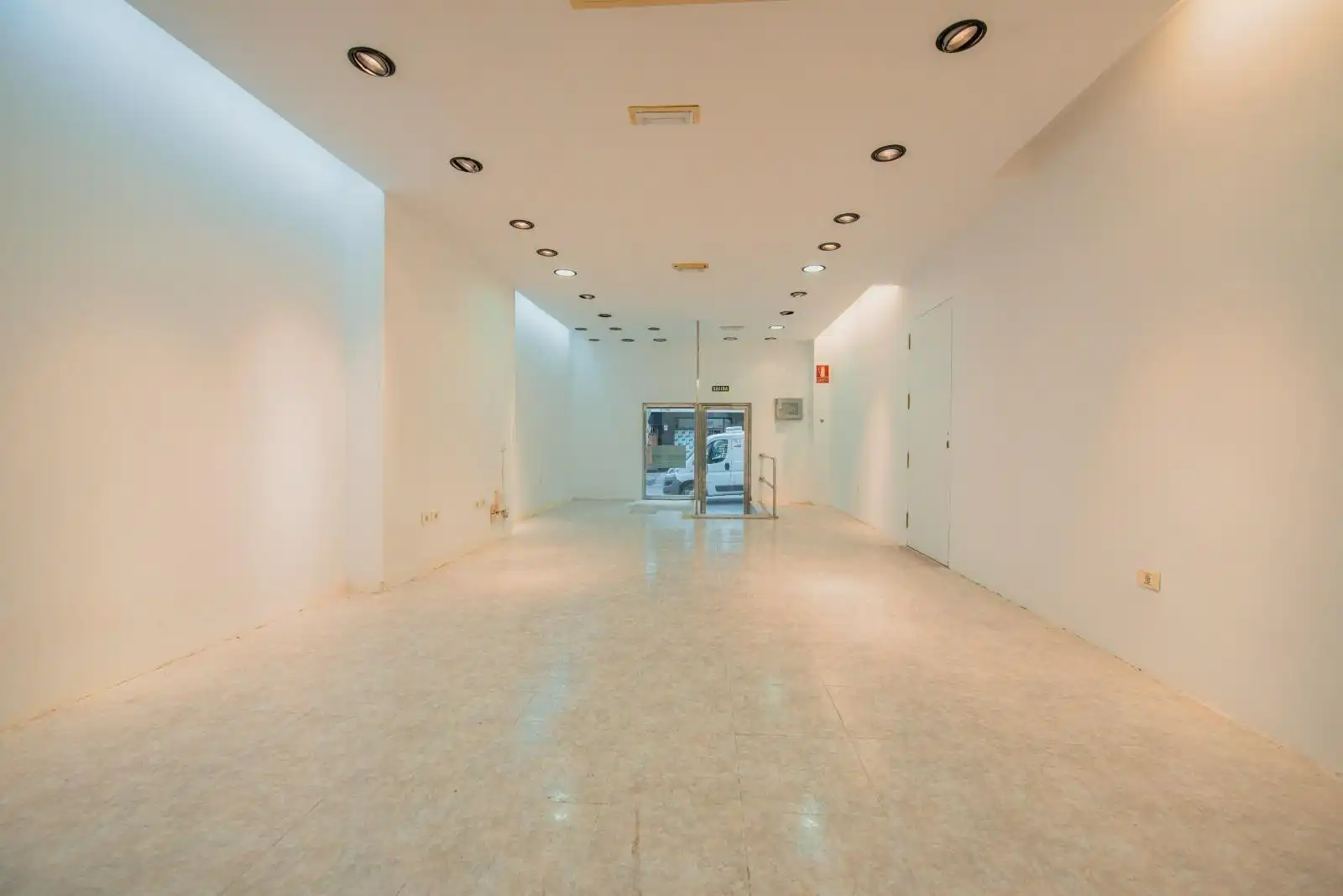 Local comercial en alquiler en Calle SAN BERNARDO, imagen 10