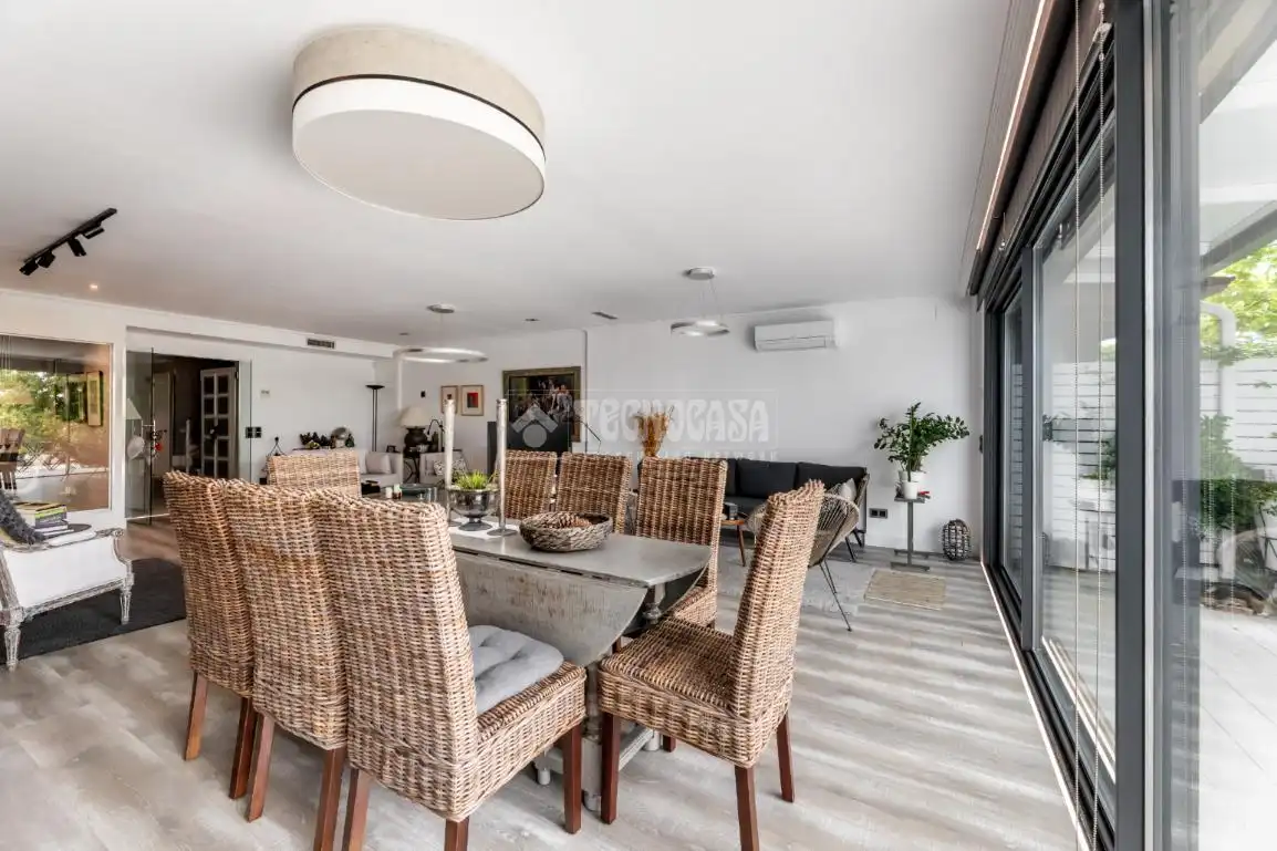 Comedor de Casa adosada en venta en Torrelodones con Calefacción, Terraza y Balcón