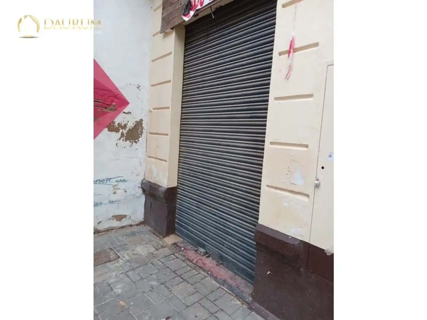 Vista exterior de Nave industrial en venta en Valencia