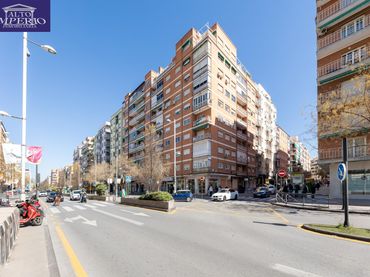 Piso con ascensor en venta en Camino DE RONDA
