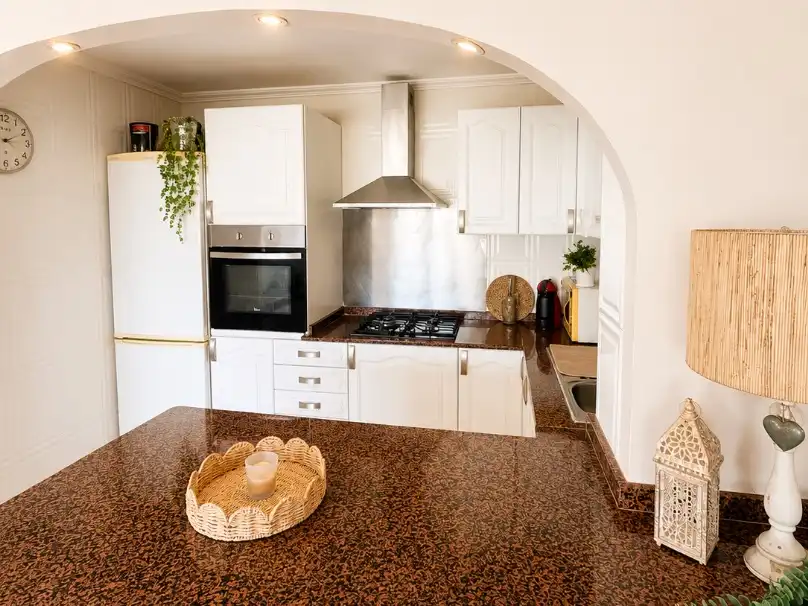 Apartamento con piscina en venta en Avenida Benidorm 18, imagen 4