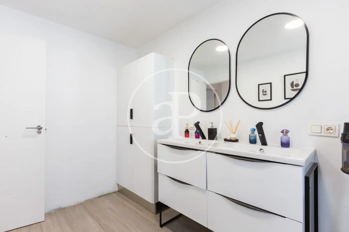 Baño de Casa o chalet en venta en La Pobla de Vallbona con Aire acondicionado, Jardín privado y Terraza