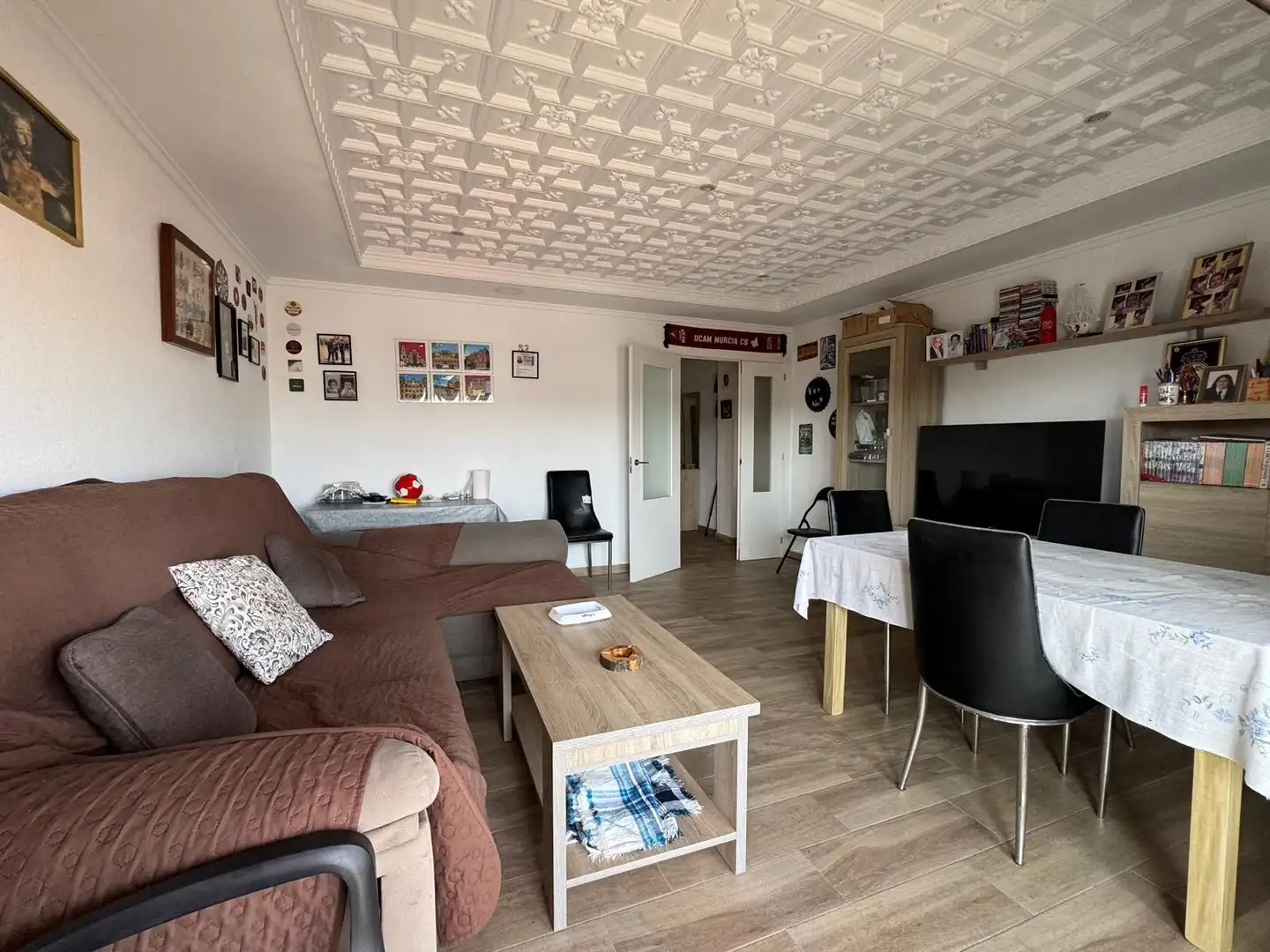 Sala d'estar de Pis en venda en Torrevieja amb Aire condicionat, Jardí privat i Piscina