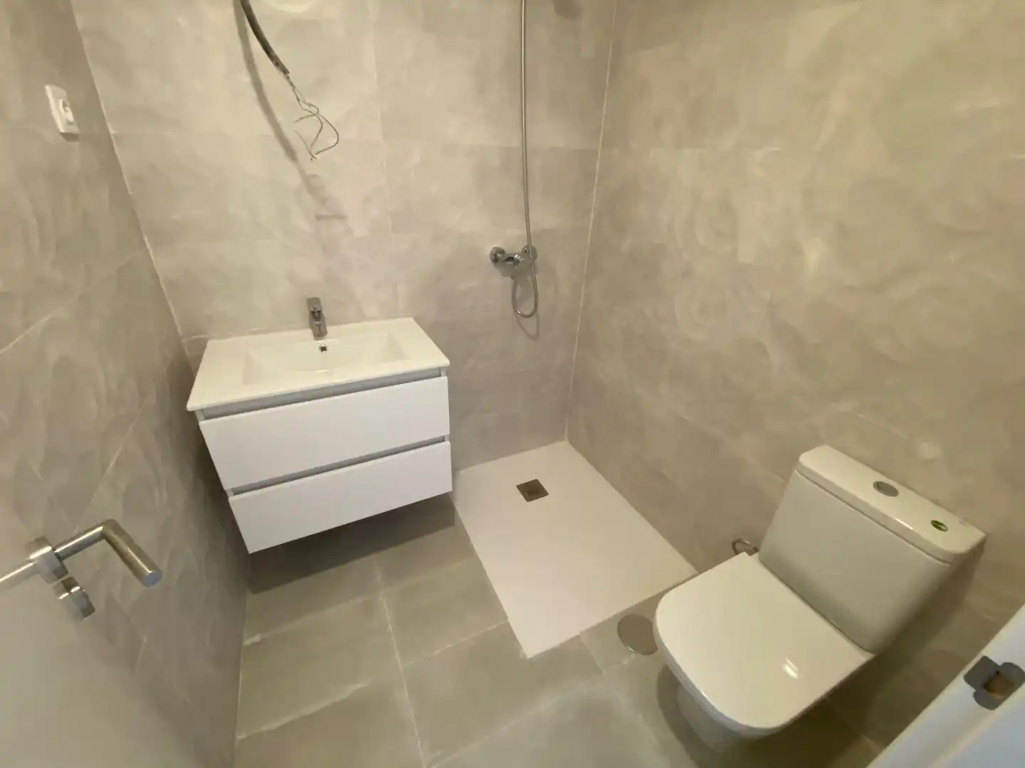 Baño de Piso en venta en Madrid con Calefacción y Piscina comunitaria