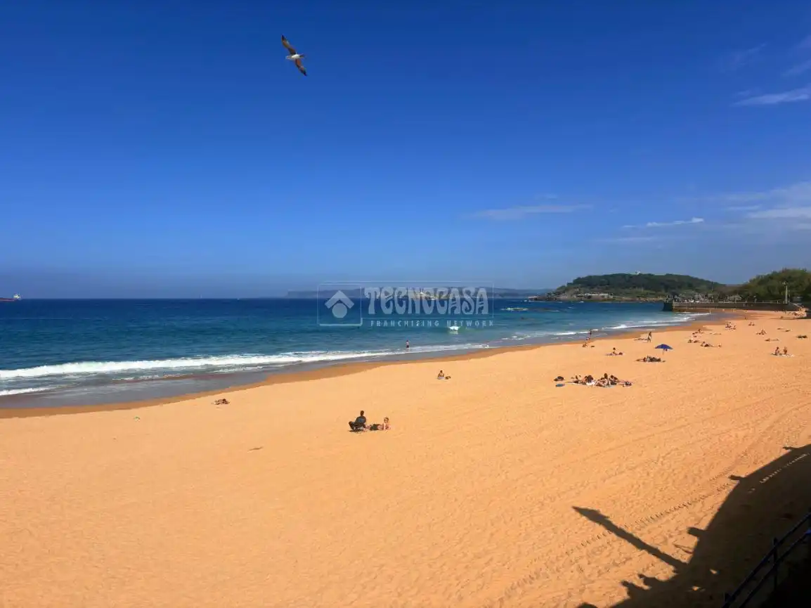 Vista exterior de Piso en venta en Santander con Calefacción