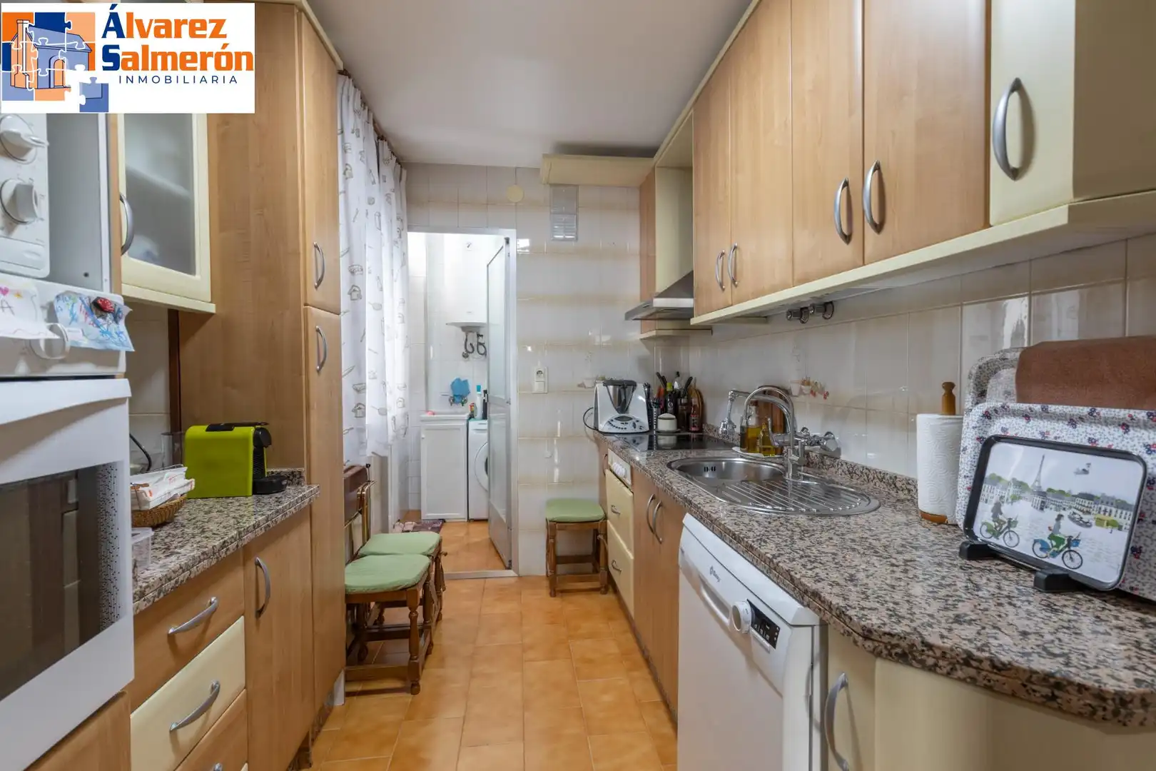 Cocina de Piso en venta en Albolote con Aire acondicionado, Calefacción y Balcón