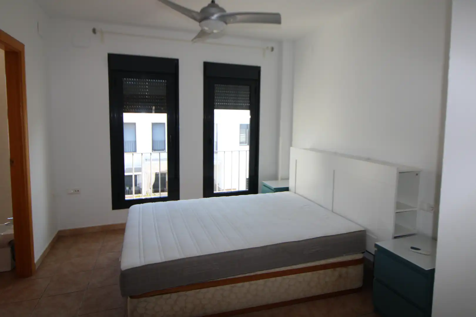 Schlafzimmer von Einfamilien-Reihenhaus zur Miete in Aljaraque mit Privatgarten, Abstellraum und Möbliert