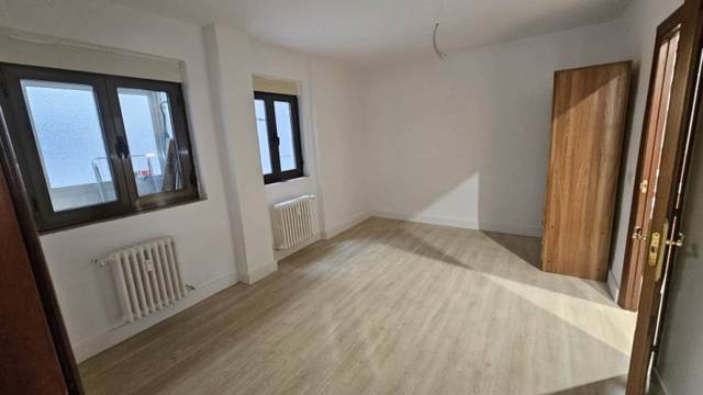 Piso en Alquiler en Salamanca - Calle Gran Vía en San Esteban - San Cristóbal