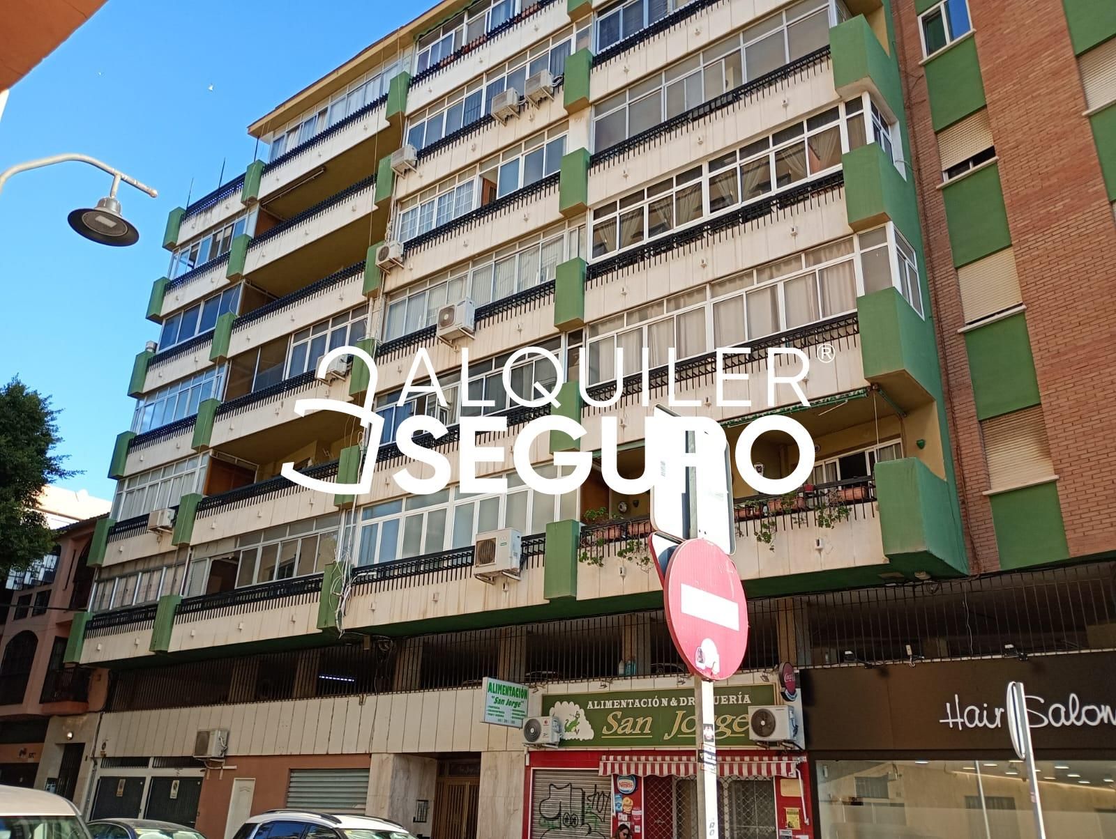 Vista exterior de Pis de lloguer en Málaga Capital amb Aire condicionat i Terrassa