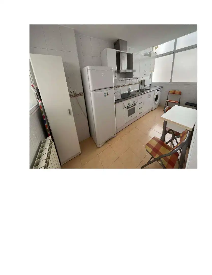Cocina de Piso de alquiler en Granada con Aire acondicionado, Calefacción y Amueblado