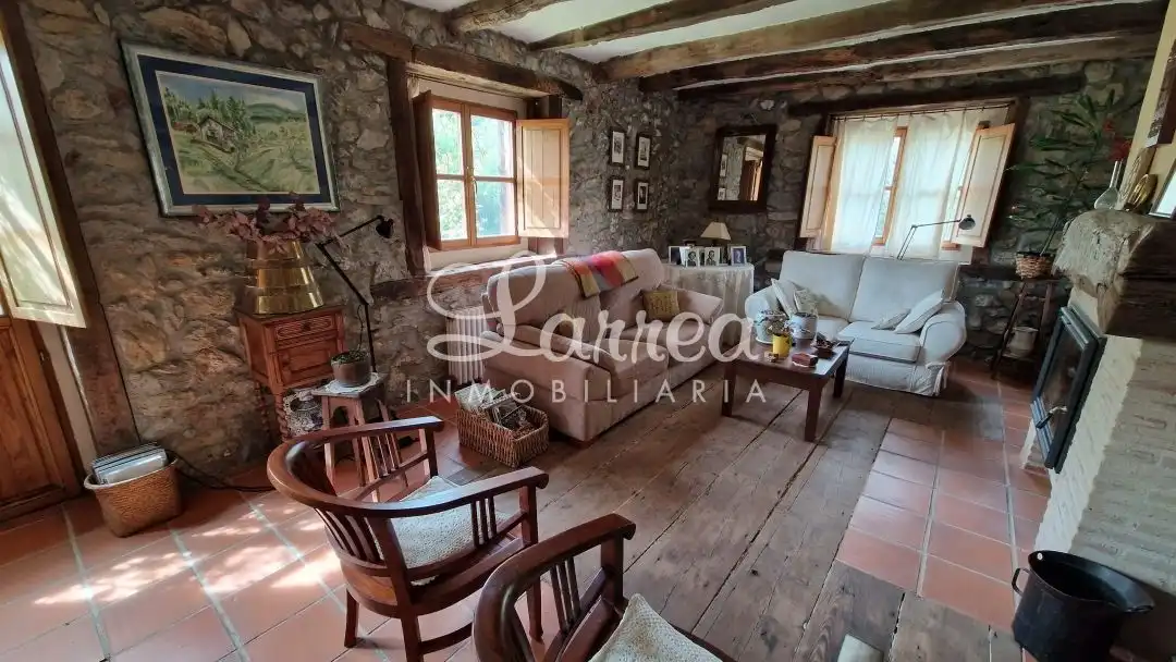 Living room of Detached homes for sale in Zeberio  with Heating and Furnished