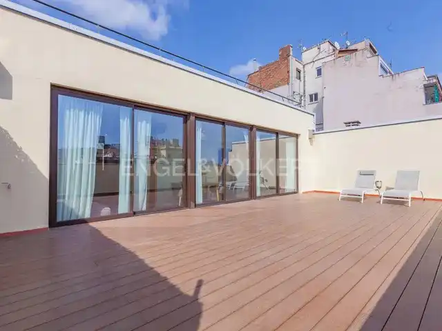 Neubau-Penthouse zum Verkauf in Eixample, imagen 3
