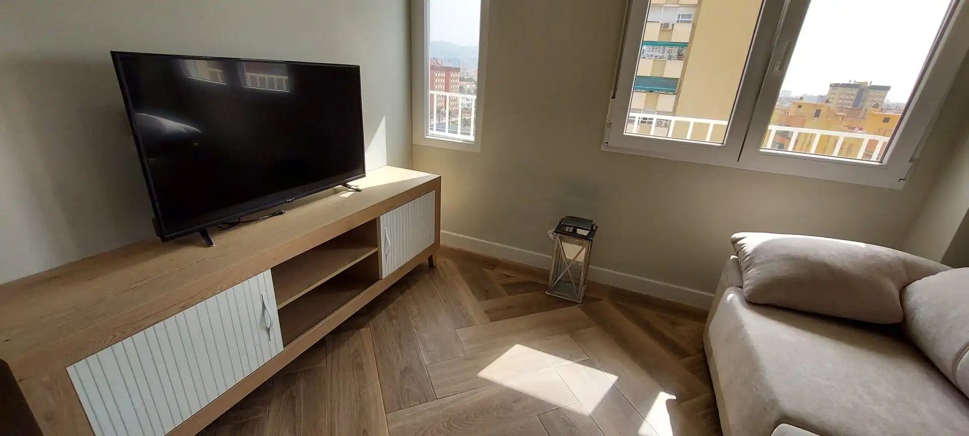 Living room of Flat for rent in Málaga  with Air Conditioner and Furnished