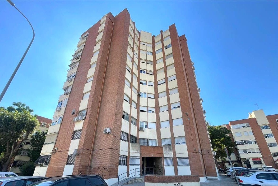 Vista exterior de Piso en venta en  Huelva Capital