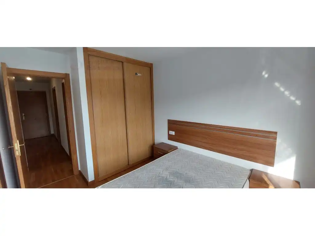 Bedroom of Flat for sale in Lalín