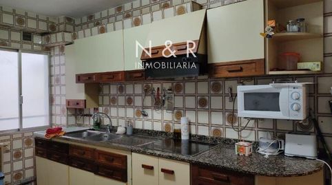 Foto 3 de Piso de alquiler en Alfredo Brañas, Ensanche - Sar, Santiago de Compostela