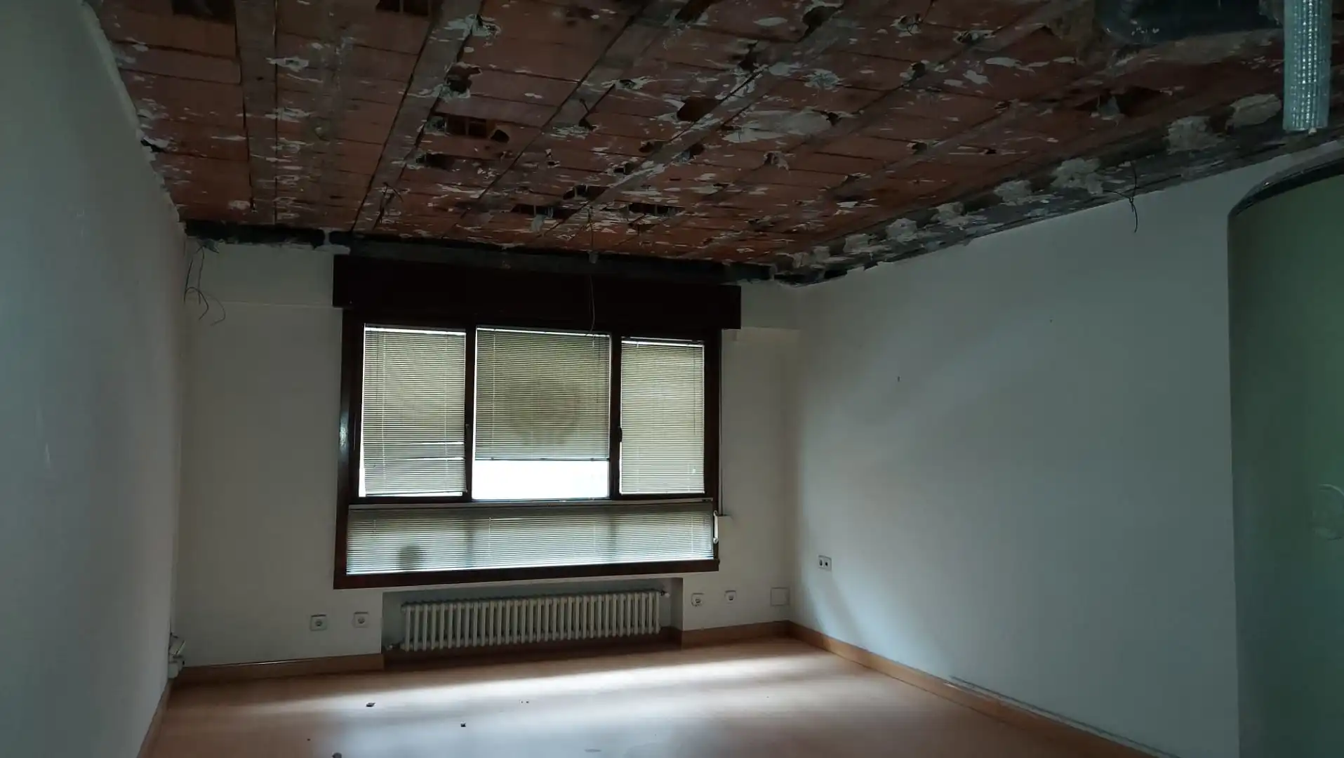 Büro zum Verkauf in Oviedo 