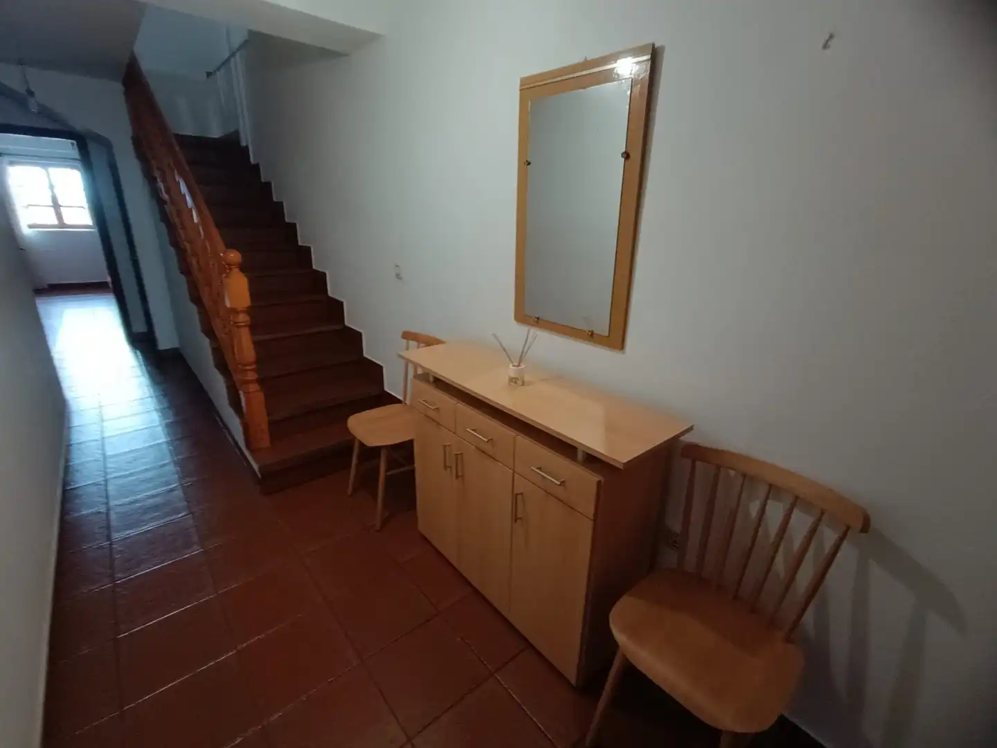 Einfamilien-Reihenhaus zum Verkauf in Valdáliga mit Heizung, Abstellraum und Balkon