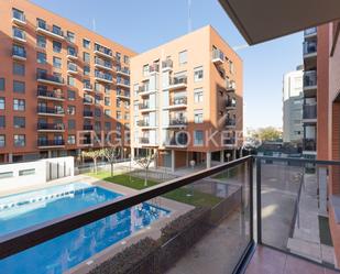 Piscina de Apartament de lloguer en  Valencia Capital amb Aire condicionat, Jardí privat i Parquet