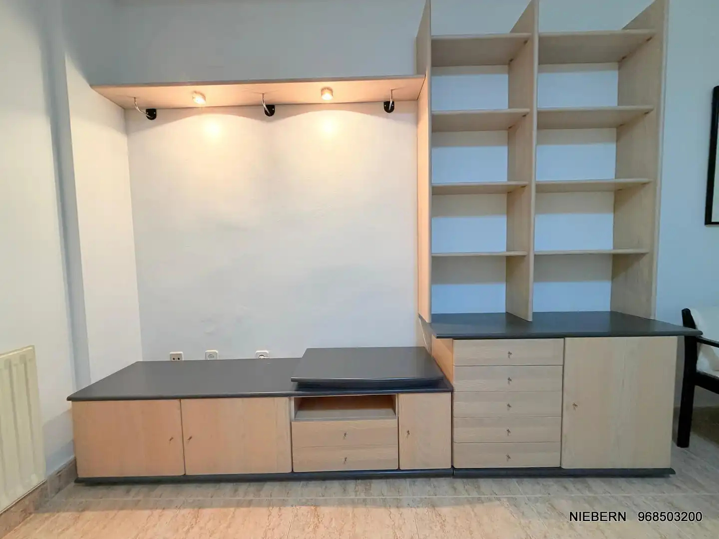 Flat with terrace to rent in Avenida de Venecia, imagen 52