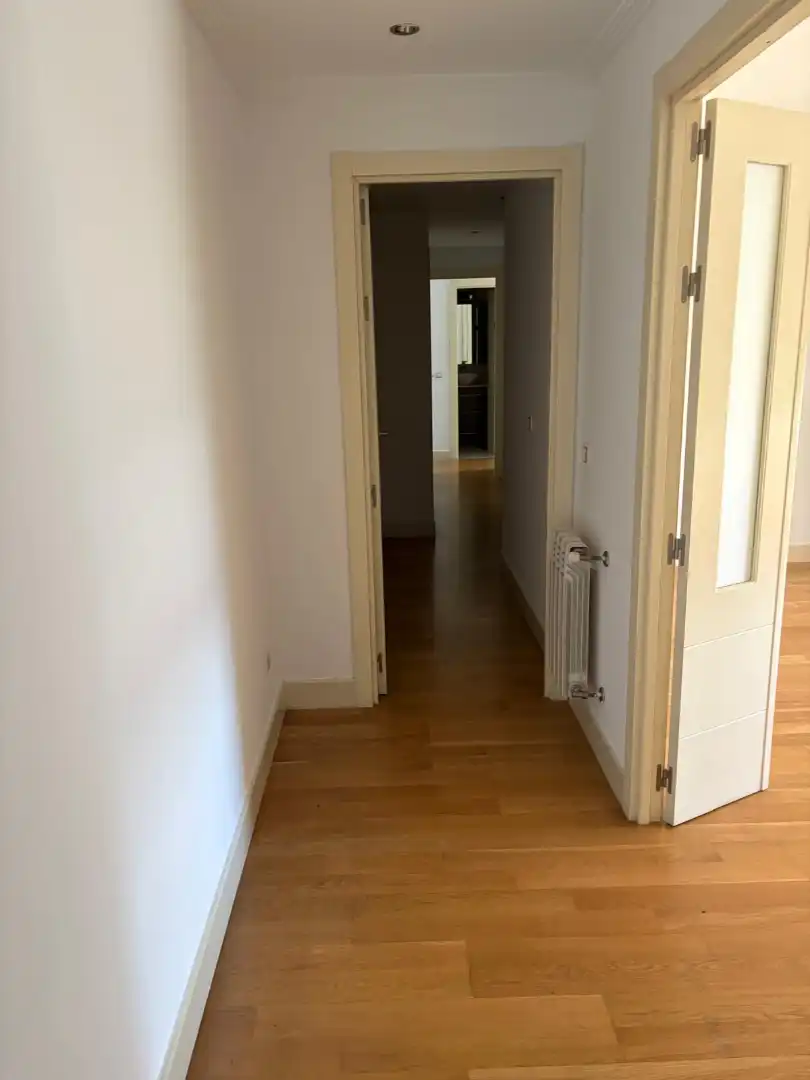Flat for rent in Madrid  with Air Conditioner, Heating and Storage room
