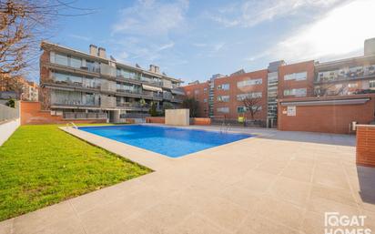 Schwimmbecken von Wohnung zum verkauf in Sant Cugat del Vallès mit Klimaanlage, Terrasse und Schwimmbad