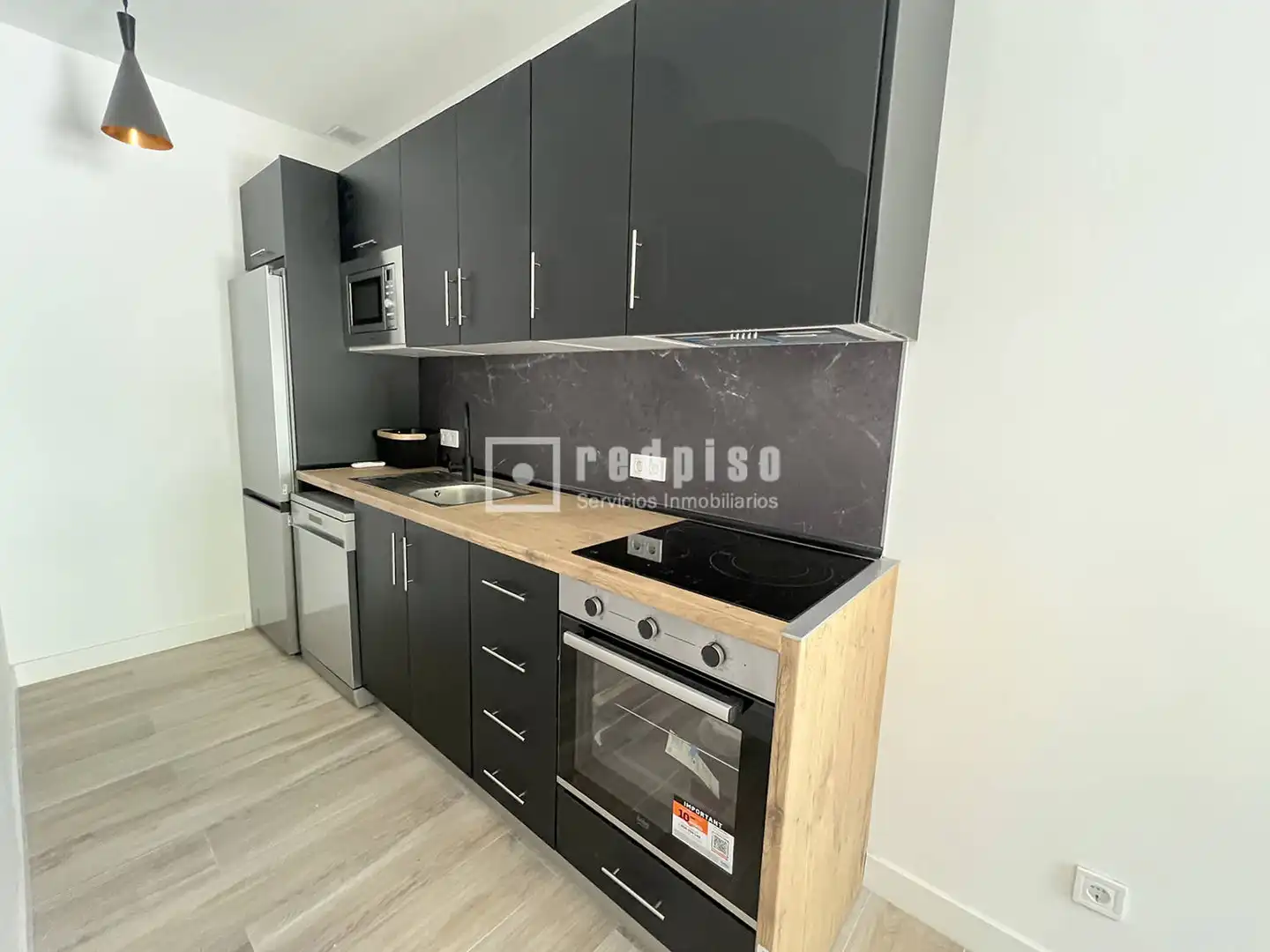 Cocina de Piso en venta en Madrid con Aire acondicionado, Calefacción y Alarma