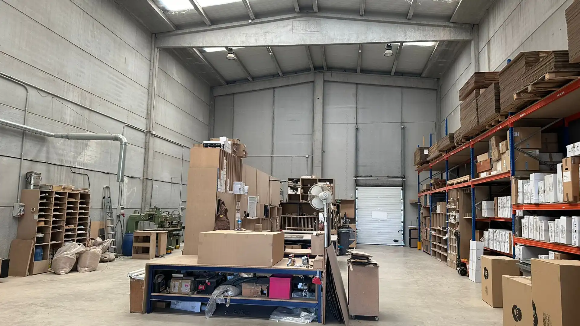 Nave industrial de alquiler en Sant Andreu de la Barca con Calefacción y Alarma