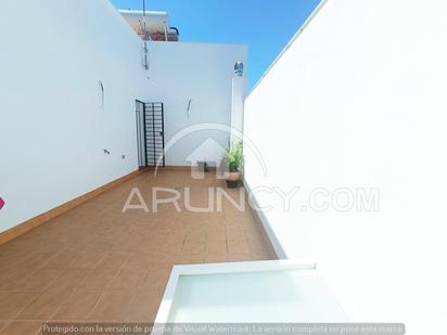 Terrassa de Casa adosada en venda en Alcalá de Guadaira amb Terrassa i Alarma