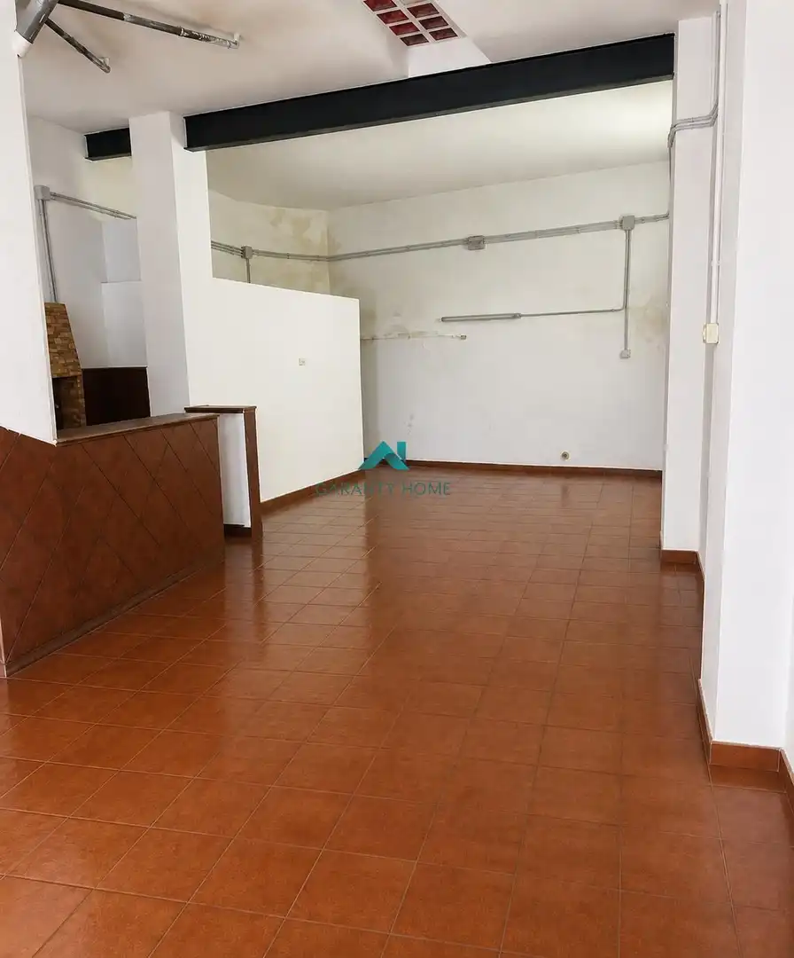Geschaftsraum zur Miete in Jaén